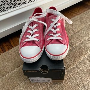 Excellent condition!! Converse Dainty Ox Casino shoes